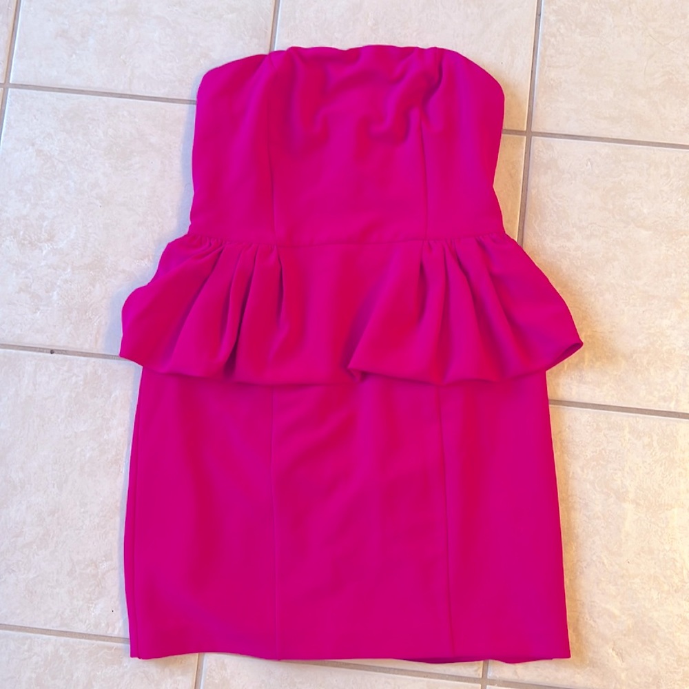 Express hot pink strapless dress